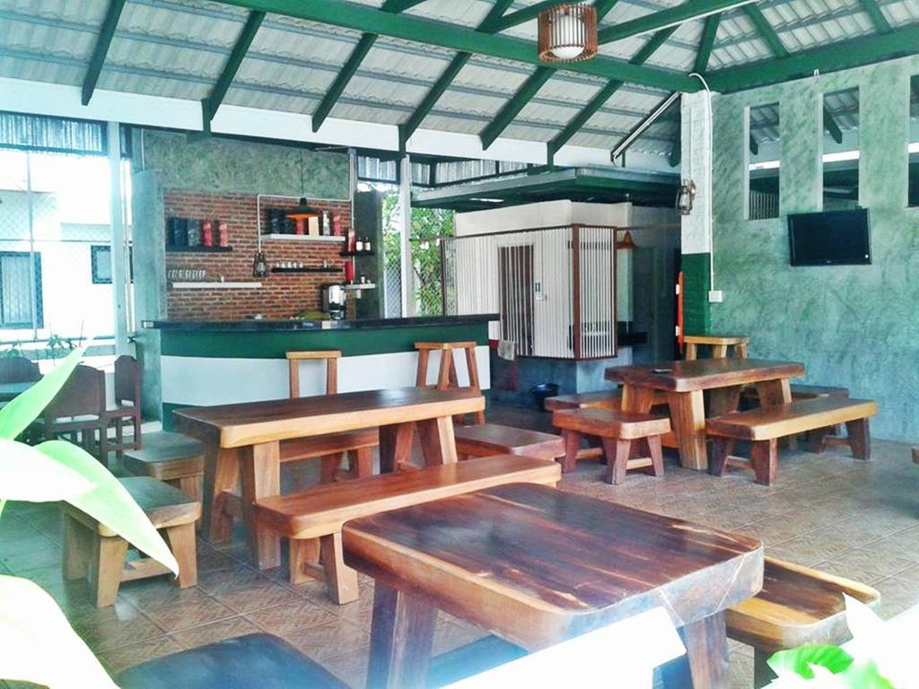 春蓬旅游酒店 外观 照片